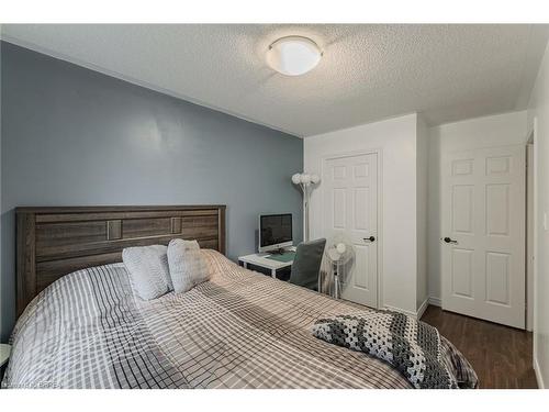 46-20 Mcconkey Crescent, Brantford, ON - Indoor Photo Showing Bedroom