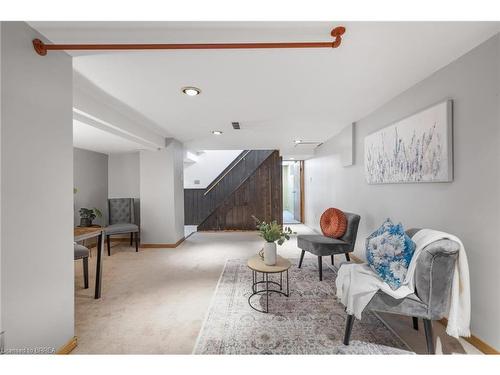 52 Charing Cross Street, Brantford, ON - Indoor