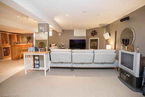 92 Highland Drive, Brantford, ON - Indoor