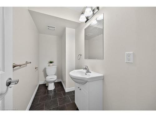 96-20 Mcconkey Crescent, Brantford, ON - Indoor Photo Showing Bathroom