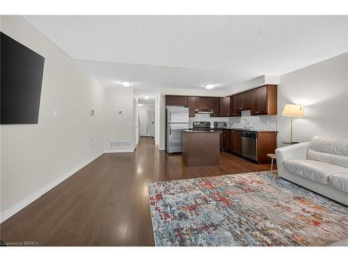 96-20 Mcconkey Crescent, Brantford, ON - Indoor