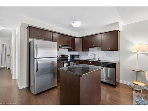 96-20 Mcconkey Crescent, Brantford, ON - Indoor Photo Showing Kitchen