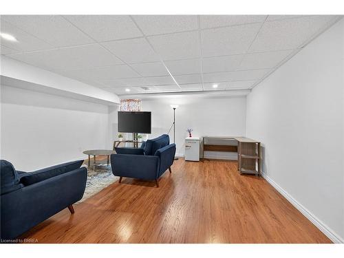 96-20 Mcconkey Crescent, Brantford, ON - Indoor