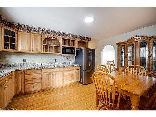 133 Burwell Street, Brantford, ON - Indoor