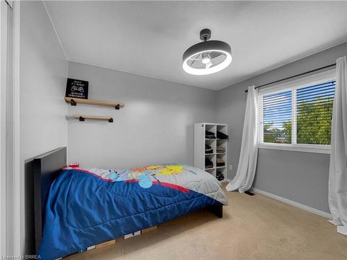 12 Shantz Avenue, Brantford, ON - Indoor Photo Showing Bedroom
