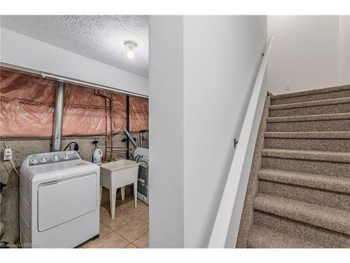 25 Anastasia Crescent, Brantford, ON - Indoor Photo Showing Laundry Room