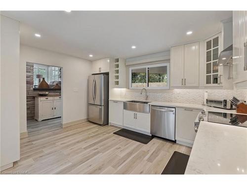 10 Stymie Boulevard, Brantford, ON - Indoor Photo Showing Kitchen