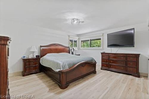 10 Stymie Boulevard, Brantford, ON - Indoor Photo Showing Bedroom