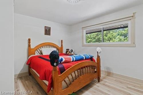 10 Stymie Boulevard, Brantford, ON - Indoor Photo Showing Bedroom