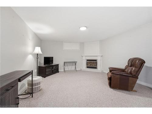 31-53 Heron'S Landing, Woodstock, ON - Indoor With Fireplace