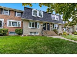 6-24 Coachwood Road  Brantford, ON N3R 3R4