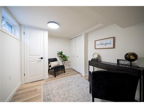 37 Rowanwood Avenue, Brantford, ON - Indoor Photo Showing Other Room