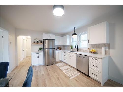37 Rowanwood Avenue, Brantford, ON - Indoor Photo Showing Kitchen With Stainless Steel Kitchen