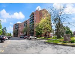212-9 Bonheur Court  Brantford, ON N3P 1Z5