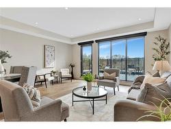 204-7 Grand River Street N Paris, ON N3L 2L9