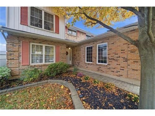 36 Black Locust Way, Brantford, ON - Outdoor