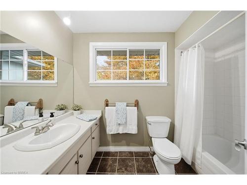36 Black Locust Way, Brantford, ON - Indoor Photo Showing Bathroom