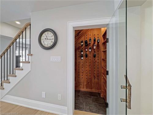 360 Robinson Road, Brantford, ON - Indoor Photo Showing Other Room