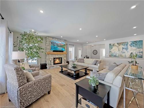 360 Robinson Road, Brantford, ON - Indoor Photo Showing Living Room With Fireplace