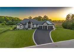 41 Ruijs Boulevard  Brantford, ON N3T 0E1