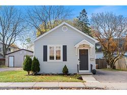 14 Spring Street  Brantford, ON N3T 4M3