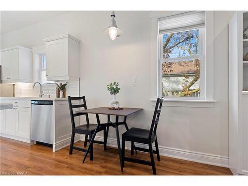 14 Spring Street, Brantford, ON - Indoor