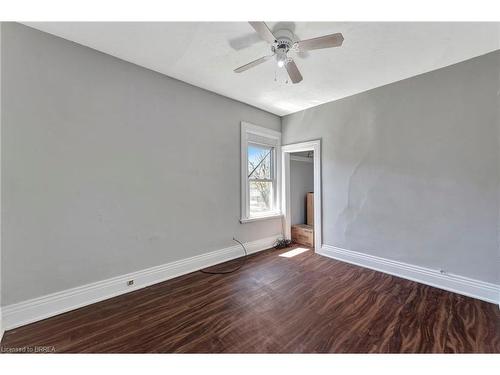 170 Murray Street, Brantford, ON - Indoor Photo Showing Other Room