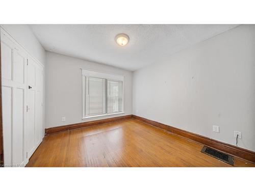 47 Grey Street, Brantford, ON - Indoor Photo Showing Other Room