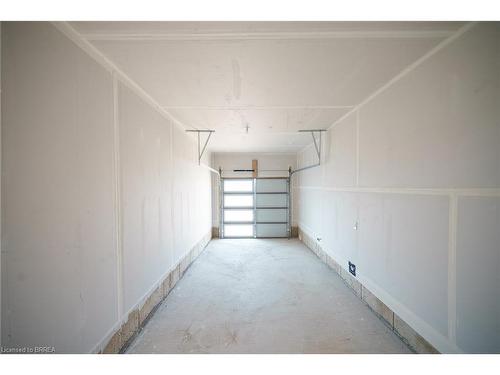 196 Wilmot Road, Brantford, ON - Indoor Photo Showing Garage