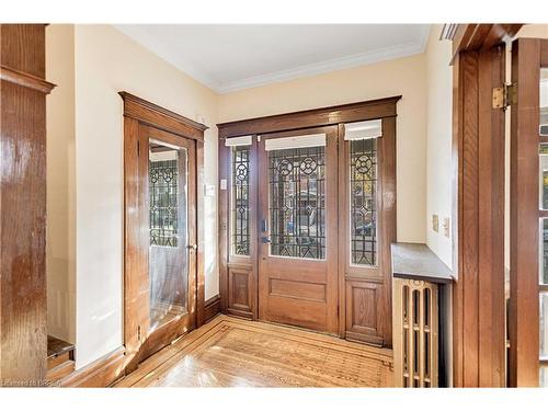 134 Sherman Avenue S, Hamilton, ON - Indoor Photo Showing Other Room