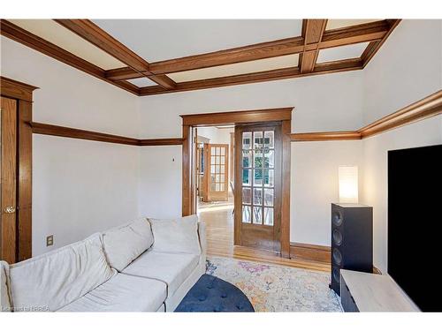 134 Sherman Avenue S, Hamilton, ON - Indoor