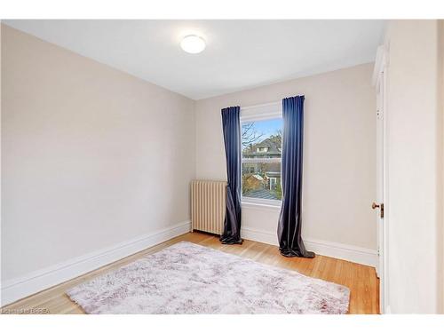 134 Sherman Avenue S, Hamilton, ON - Indoor