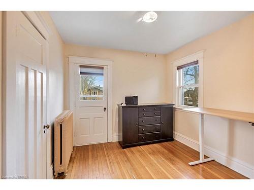 134 Sherman Avenue S, Hamilton, ON - Indoor