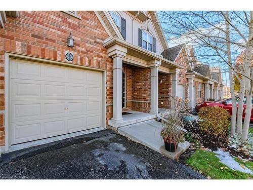 49-655 Park Road N, Brantford, ON - Outdoor