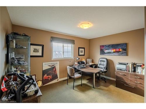 49-655 Park Road N, Brantford, ON - Indoor Photo Showing Office