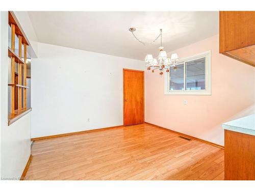 8 Stockdale Drive, Brantford, ON - Indoor Photo Showing Other Room