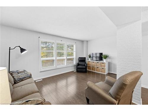 F-281 Stanley Street, Brantford, ON - Indoor Photo Showing Living Room