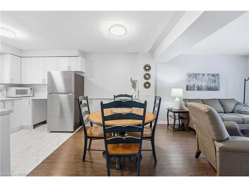 F-281 Stanley Street, Brantford, ON - Indoor