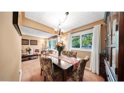42 Palm Crescent, Brantford, ON - Indoor Photo Showing Dining Room