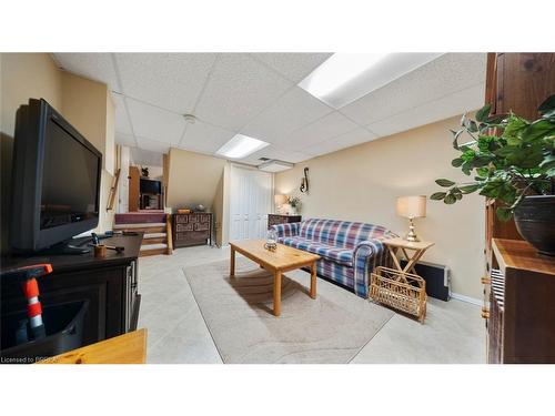 42 Palm Crescent, Brantford, ON - Indoor