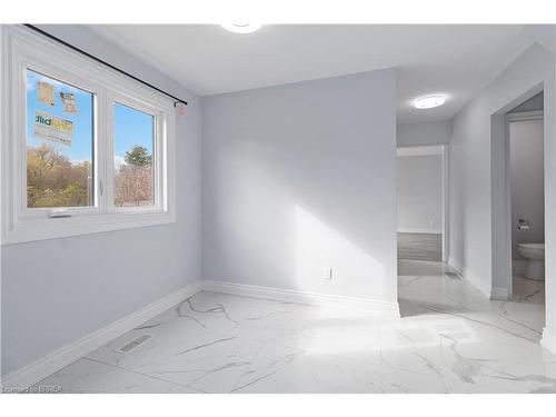 8 War Road, Brantford, ON - Indoor Photo Showing Other Room