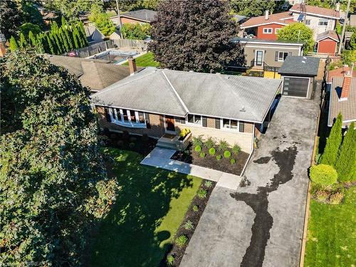 17 Preston Drive  St. Catharines, ON L2M 1X4