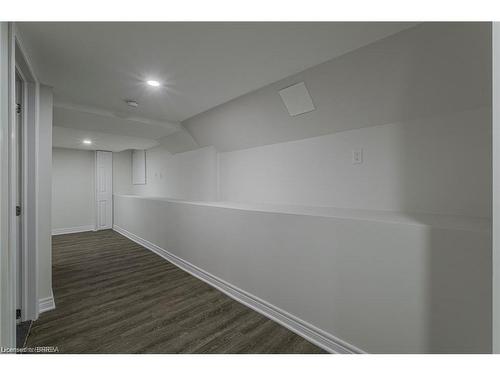 5 Halls Avenue, Brantford, ON - Indoor Photo Showing Other Room
