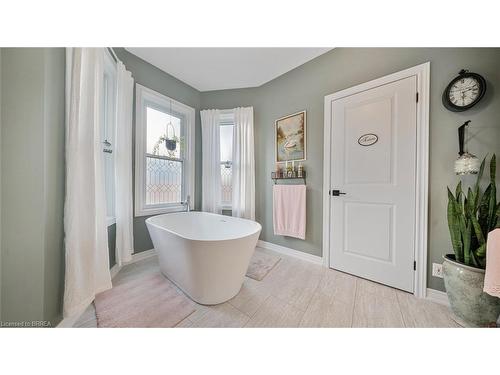 116 Eagle Avenue, Brantford, ON - Indoor Photo Showing Other Room