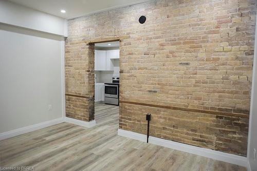 2-160 Darling Street, Brantford, ON - Indoor Photo Showing Other Room