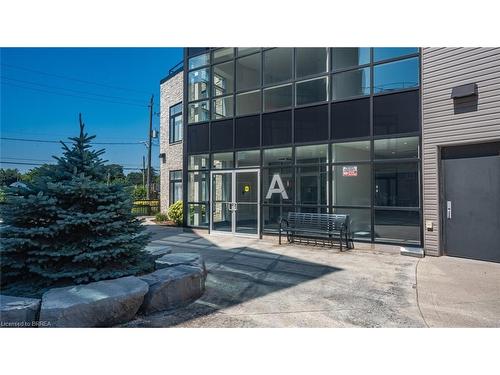 103A-85 Morrell Street, Brantford, ON - Outdoor