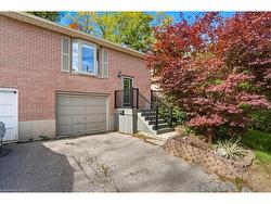 7 Acres Street  Paris, ON N3L 2E8