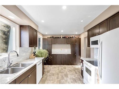 36 Valerie Court, Cambridge, ON - Indoor Photo Showing Kitchen With Double Sink