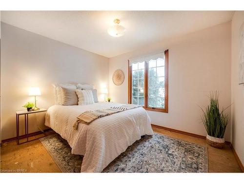 46 Esther Avenue, Cambridge, ON - Indoor Photo Showing Bedroom