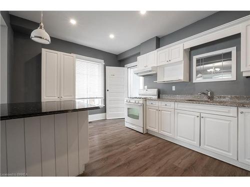 24 Campbell Street, Brantford, ON - Indoor Photo Showing Kitchen